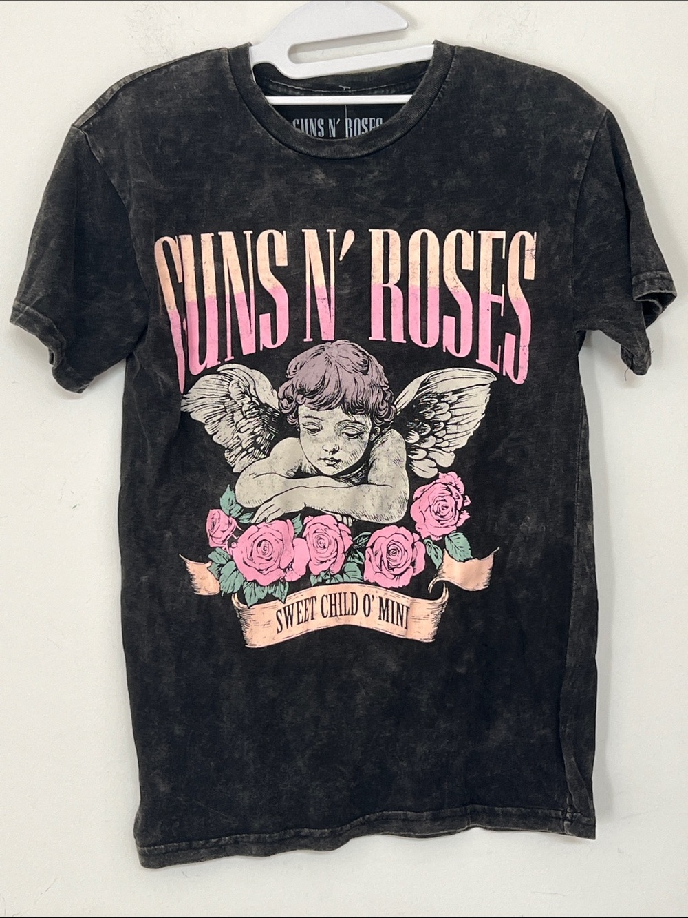 🌞 Guns N’ Roses Retro Black w/Pink & Peach Graphic Sweet Child O’ Mine Tee XS